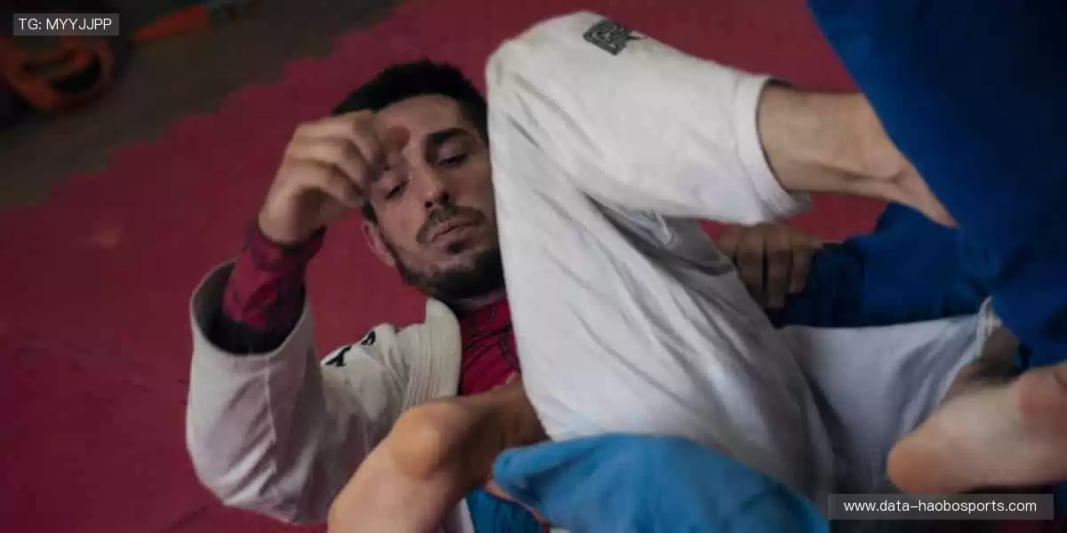 赛事直播，高清畅享，每一秒都精彩！📺👟